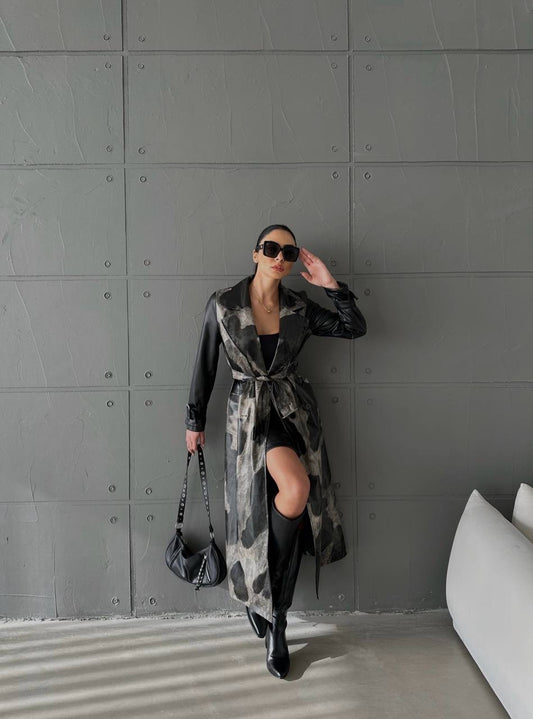 Eleganter schwarzer Trenchcoat aus Kunstleder für Damen | BF Moda Fashion®